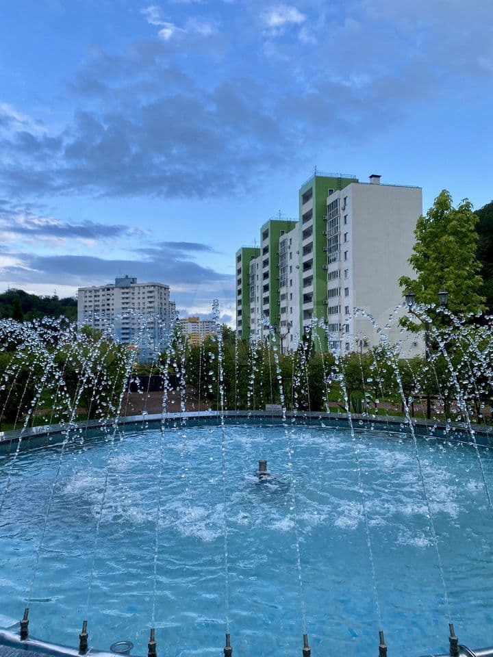 Продается 2-комн. квартира, 64 м² — фото 2