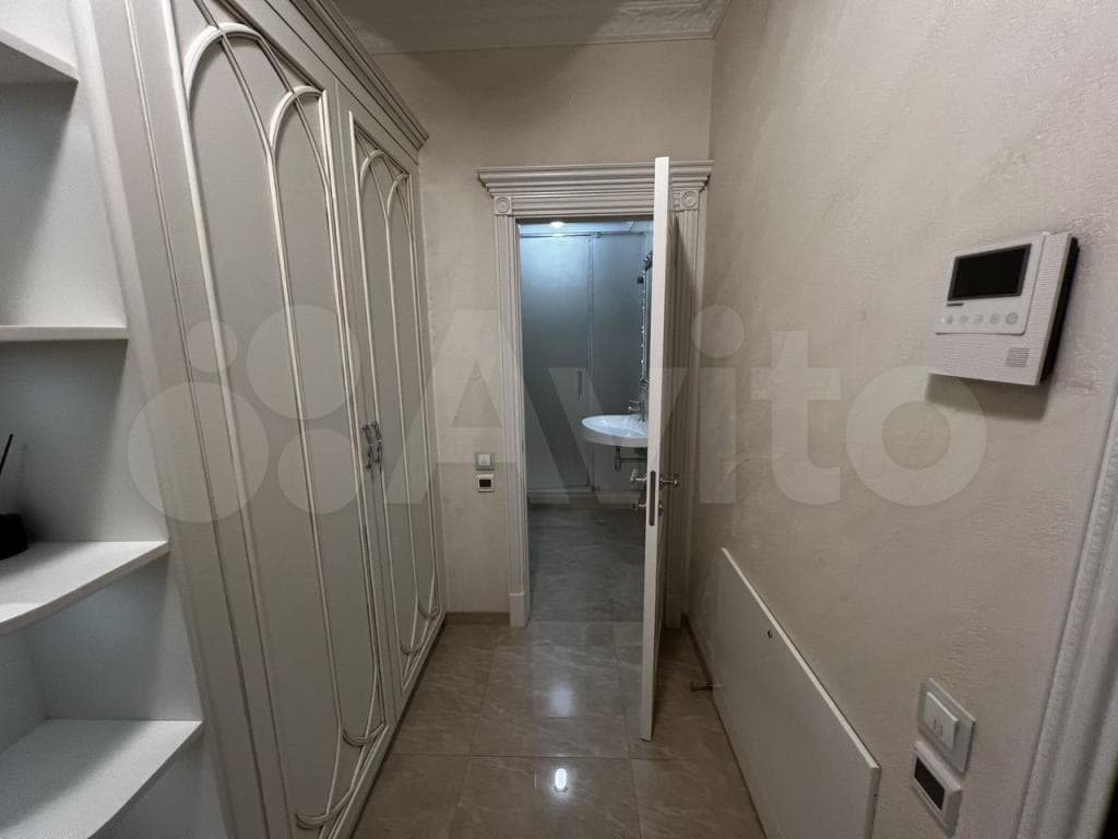 Продается 4-комн. квартира, 177.8 м² — фото 3