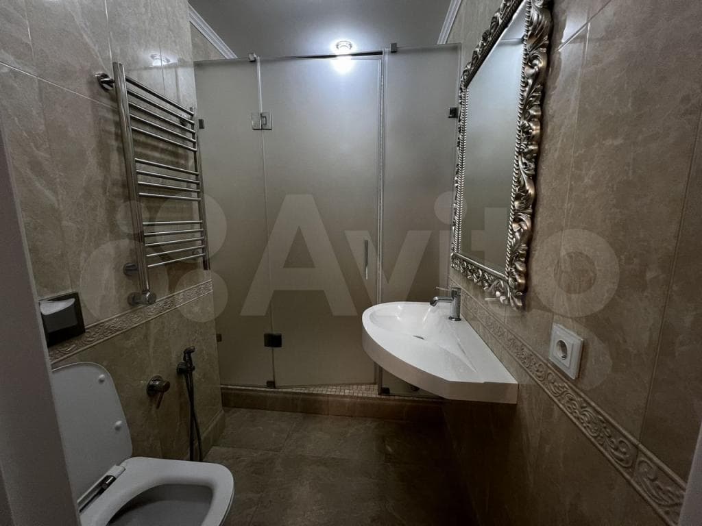 Продается 4-комн. квартира, 177.8 м² — фото 4