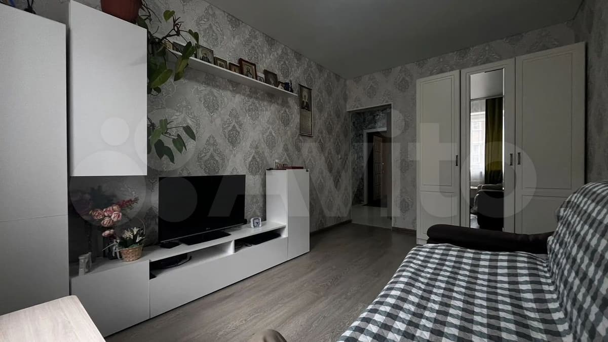 Продается 1-комн. квартира, 32 м² — фото 5