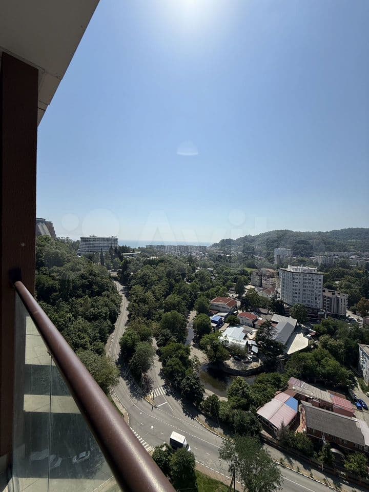Продается 1-комн. квартира, 64.3 м²