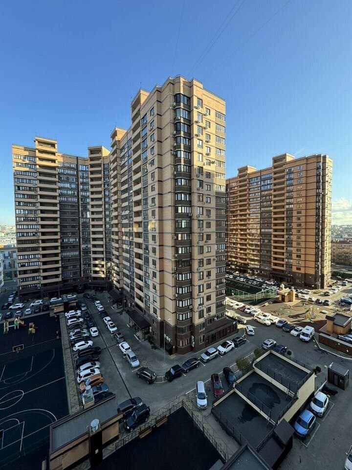 Продается 3-комн. квартира, 110 м²