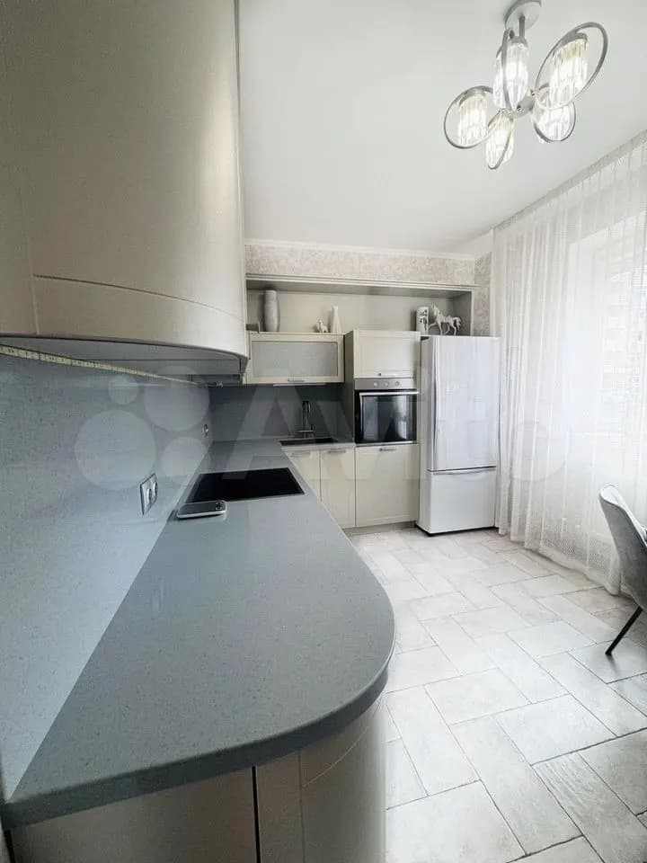 Продается 1-комн. квартира, 47 м² — фото 2