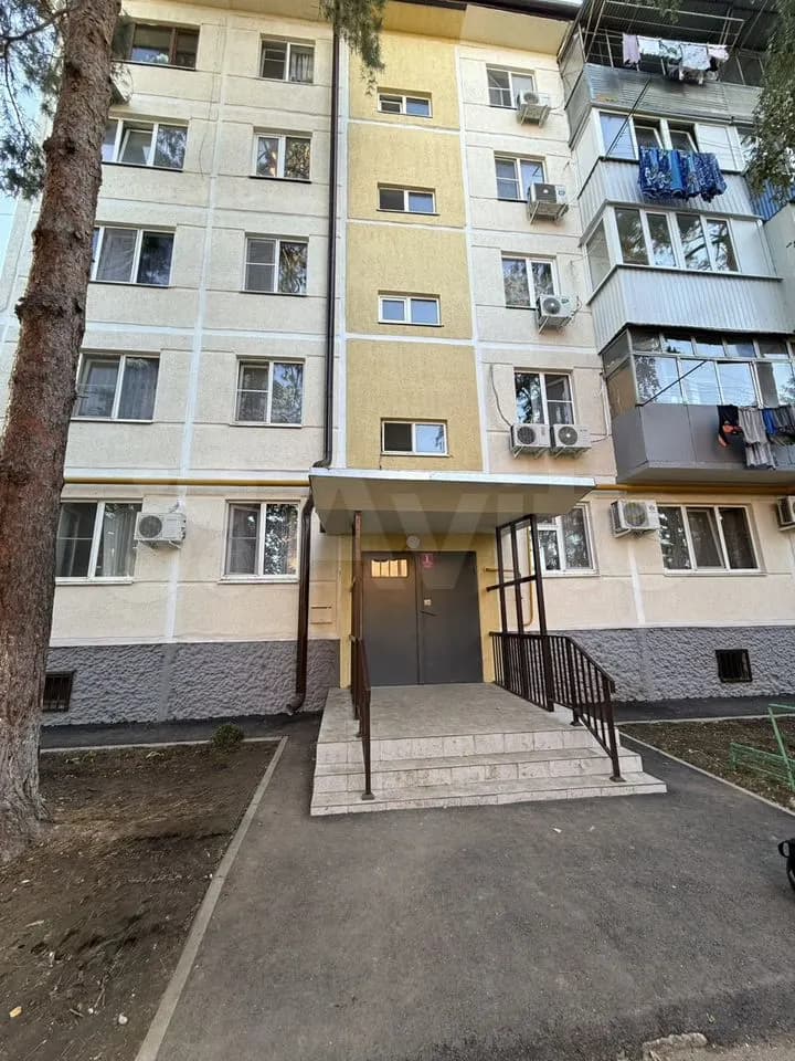Продается 3-комн. квартира, 61.9 м² — фото 3