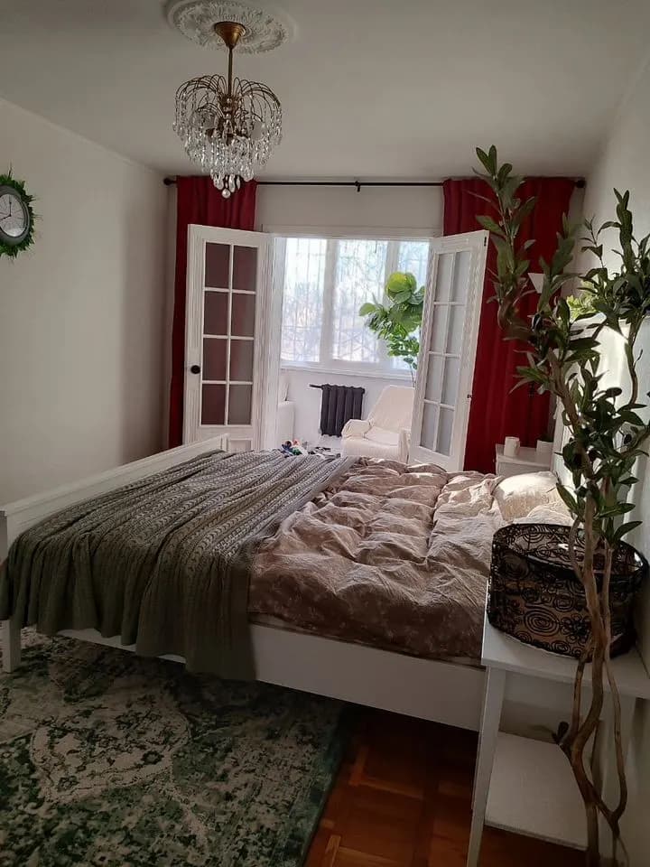 Продается 1-комн. квартира, 49 м²
