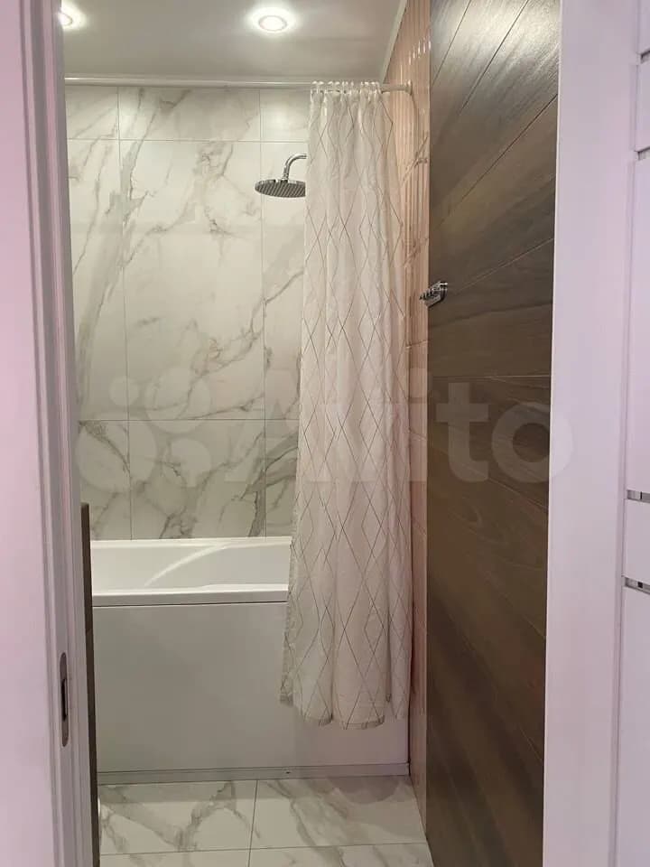 Продается 2-комн. квартира, 56 м² — фото 2