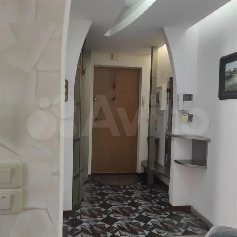 Продается 3-комн. квартира, 82 м²
