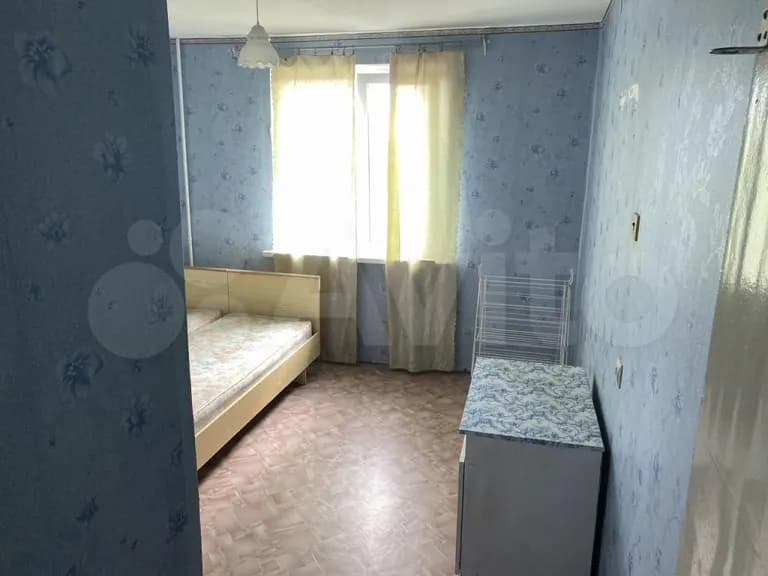 Продается 4-комн. квартира, 76 м²