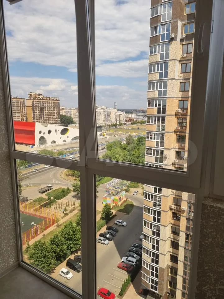 Продается 1-комн. квартира, 40.3 м² — фото 2