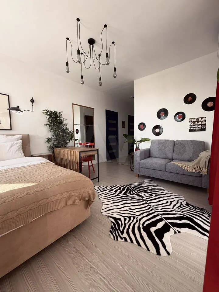 Продается 1-комн. квартира, 42 м² — фото 2