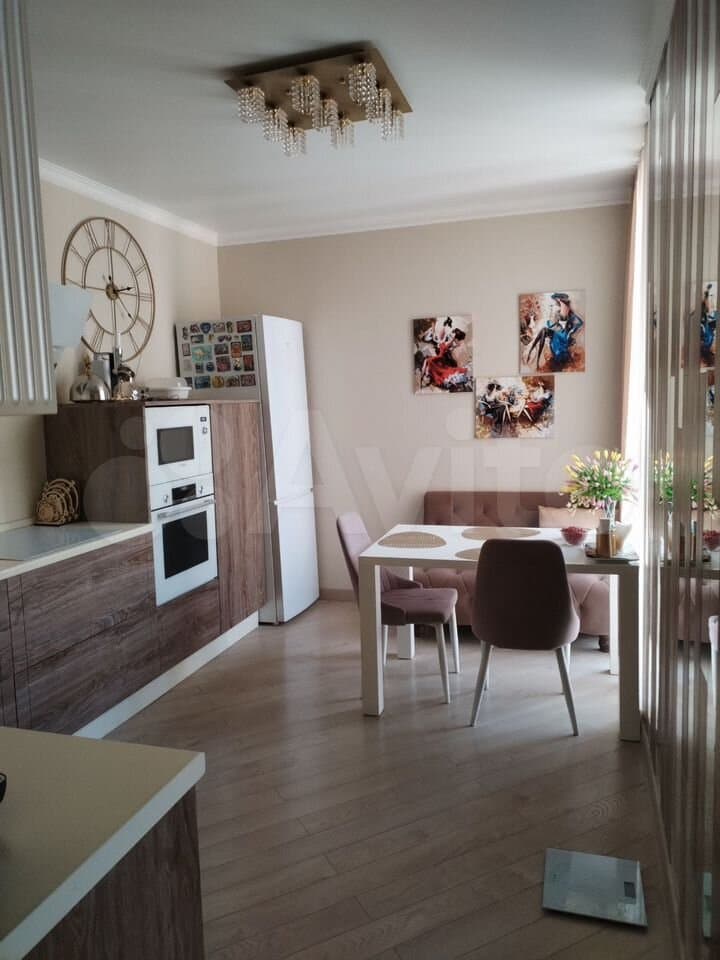 Продается 2-комн. квартира, 50.1 м²