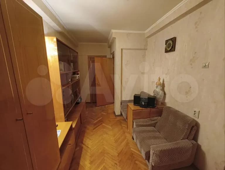 Продается 3-комн. квартира, 67.8 м²