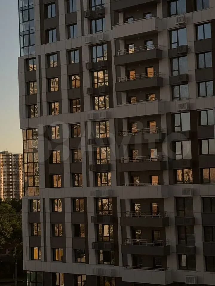 Продается 1-комн. квартира, 42 м² — фото 2