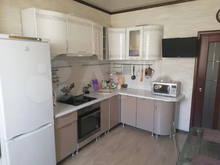 Продается 2-комн. квартира, 59.5 м²