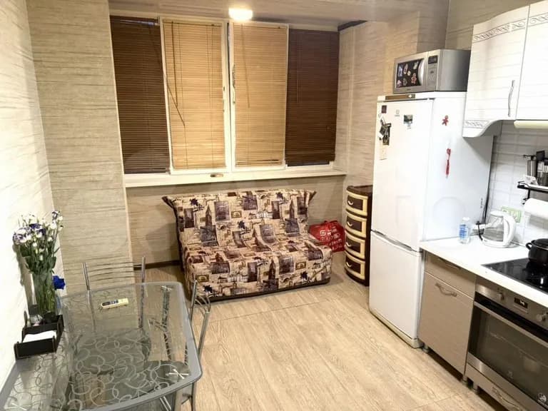 Продается 2-комн. квартира, 59.5 м² — фото 2