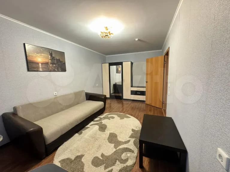 Продается 1-комн. квартира, 40 м² — фото 2
