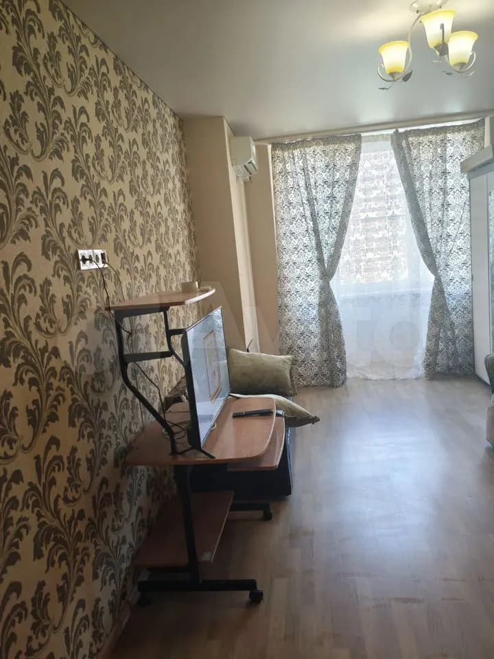 Продается 1-комн. квартира, 42.6 м² — фото 2