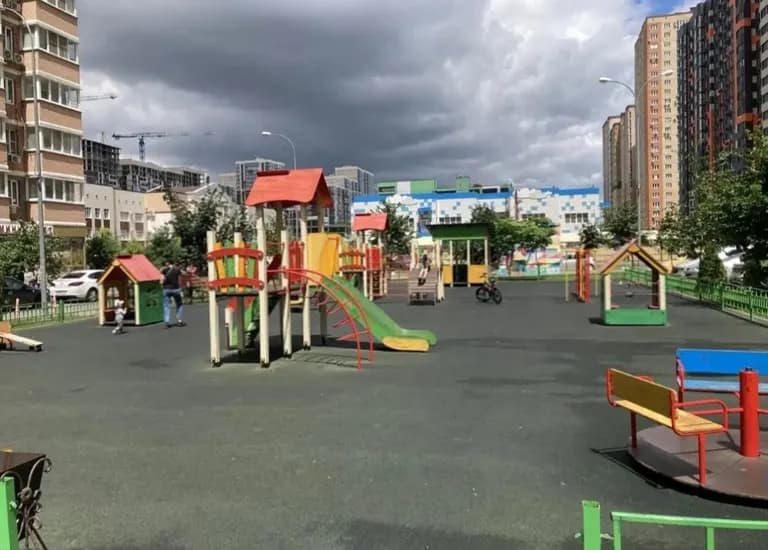 Продается 2-комн. квартира, 55.4 м² — фото 2