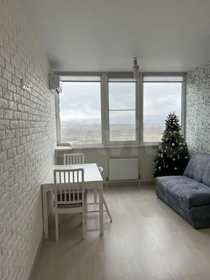 Продается 1-комн. квартира, 46.1 м²