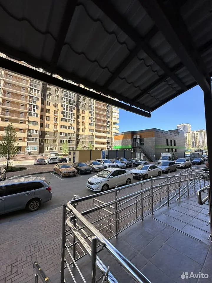 Продается 3-комн. квартира, 74.3 м² — фото 2