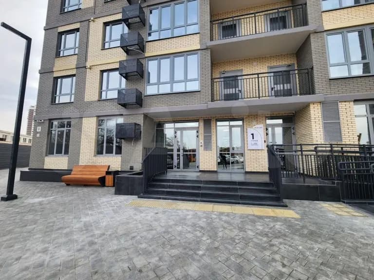 Продается 1-комн. квартира, 45.7 м²