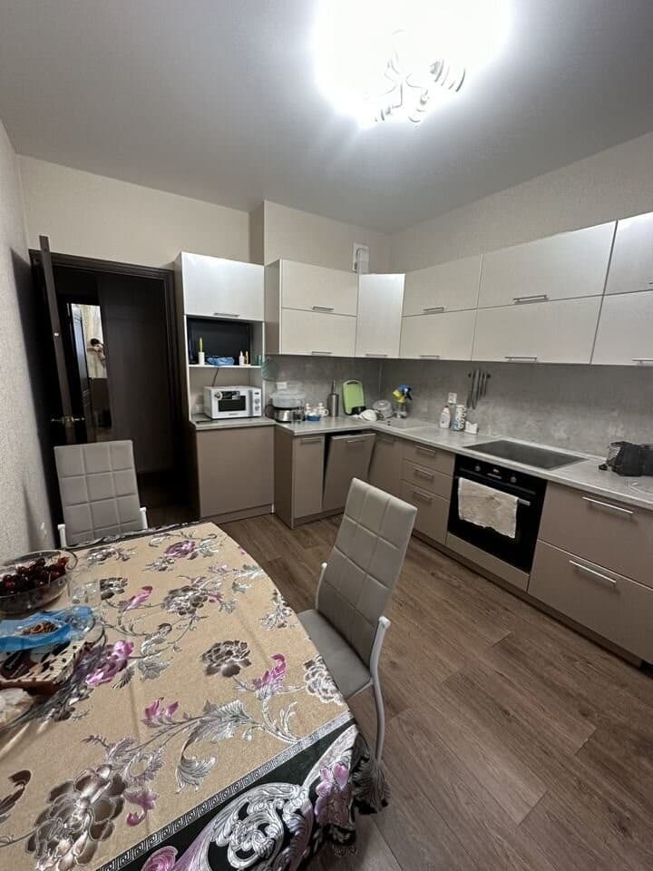 Продается 2-комн. квартира, 61 м² — фото 2
