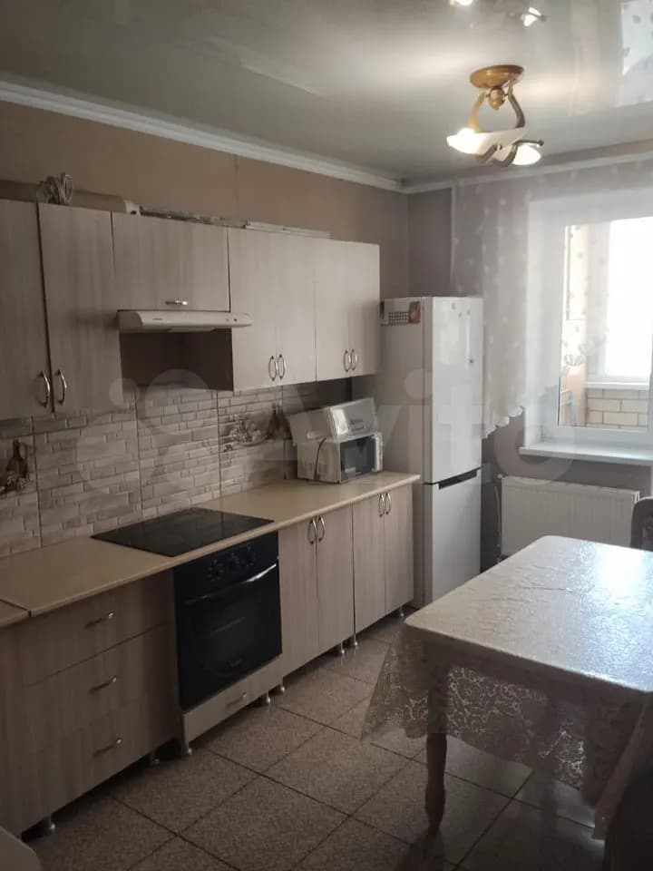 Продается 2-комн. квартира, 72.3 м² — фото 2