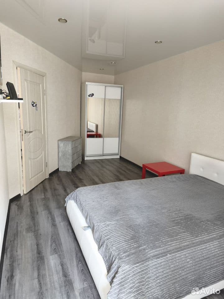 Продается 1-комн. квартира, 42 м²