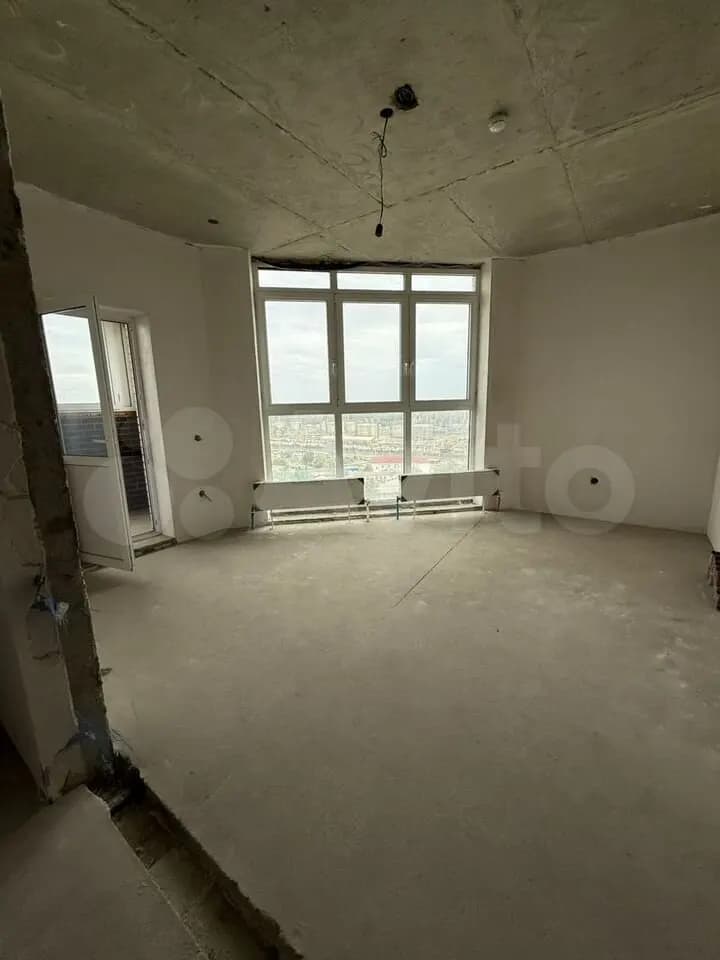 Продается 2-комн. квартира, 65.6 м² — фото 2