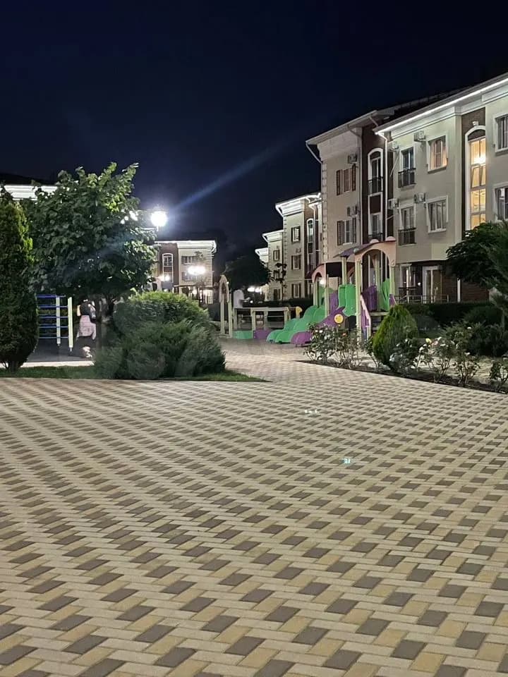 Продается 2-комн. квартира, 67.7 м²
