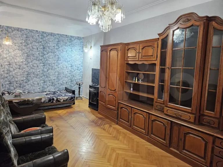 Продается 2-комн. квартира, 56 м²