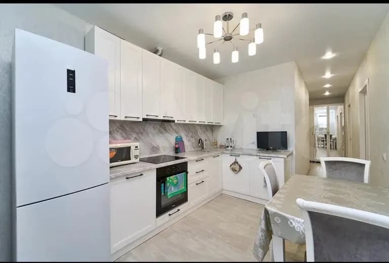 Продается 2-комн. квартира, 62.3 м²