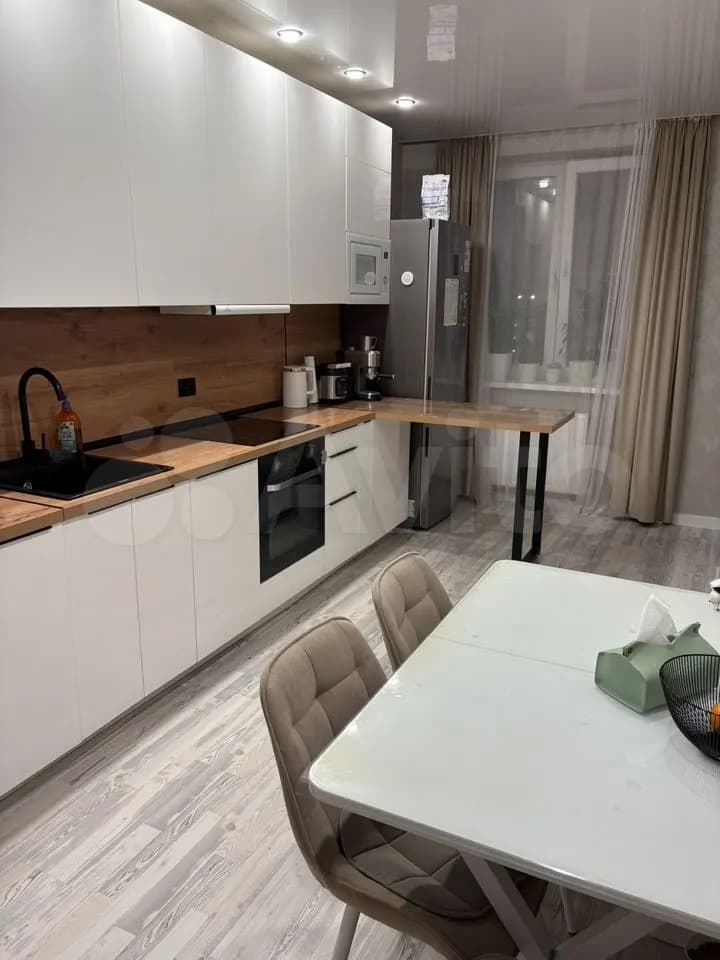 Продается 2-комн. квартира, 55.4 м² — фото 2