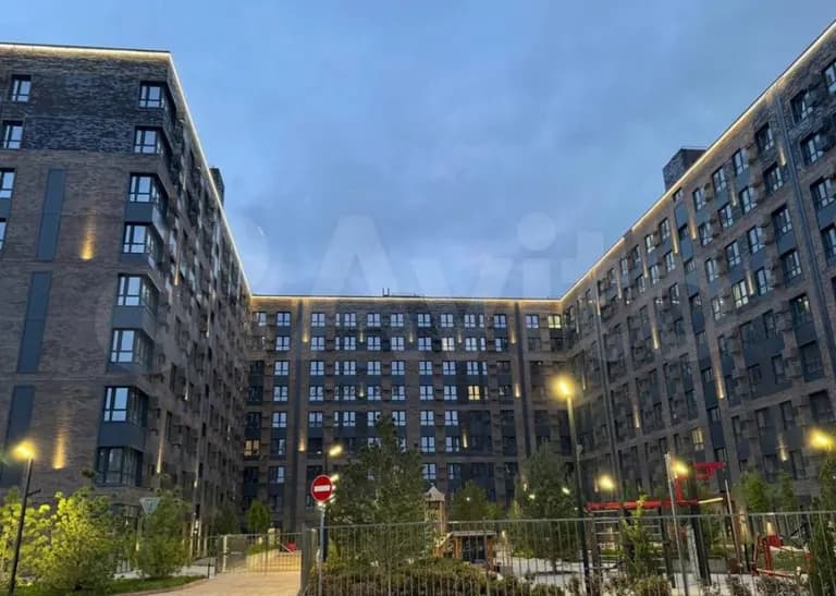 Продается 2-комн. квартира, 54 м²