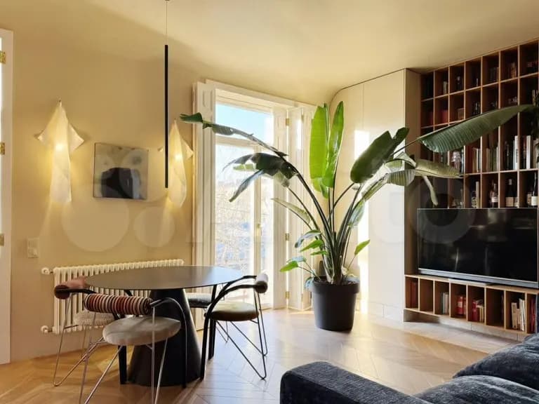 Продается 2-комн. квартира, 58 м²