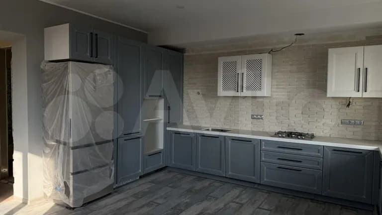 Продается 4-комн. квартира, 161 м²