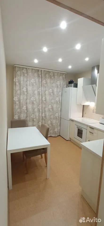 Продается 1-комн. квартира, 37.2 м²
