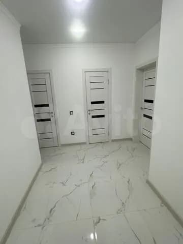 Продается 2-комн. квартира, 67.7 м² — фото 2