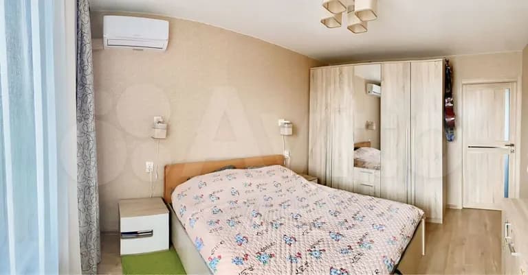 Продается 2-комн. квартира, 65.8 м²