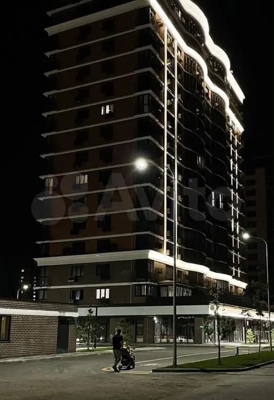 Продается 1-комн. квартира, 42 м²