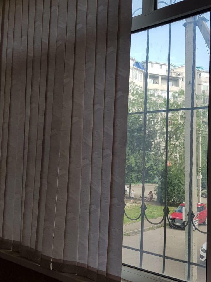 Продается 1-комн. квартира, 52.9 м² — фото 2