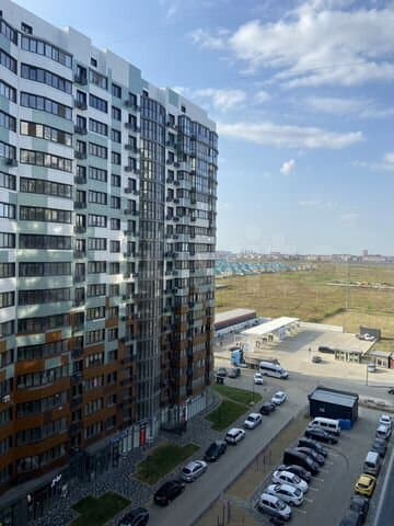 Продается 1-комн. квартира, 38 м² — фото 2
