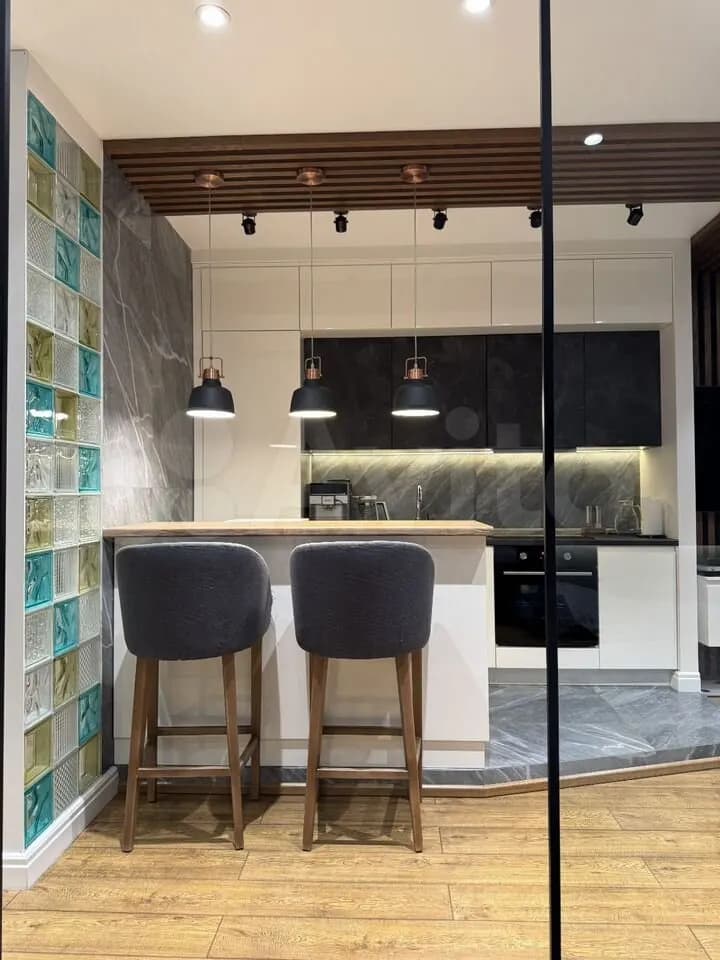 Продается 2-комн. квартира, 53.3 м²