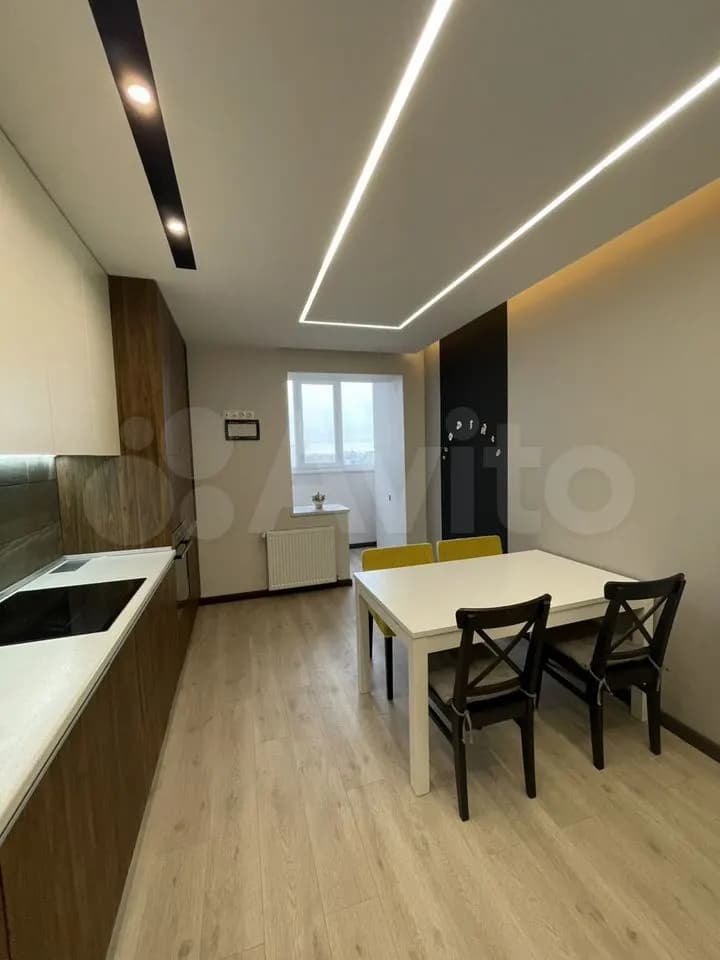 Продается 2-комн. квартира, 71.8 м² — фото 2