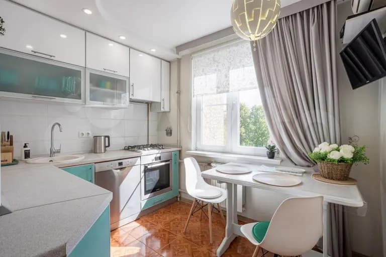 Продается 3-комн. квартира, 72.5 м²