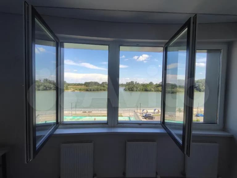 Продается 2-комн. квартира, 66.2 м²