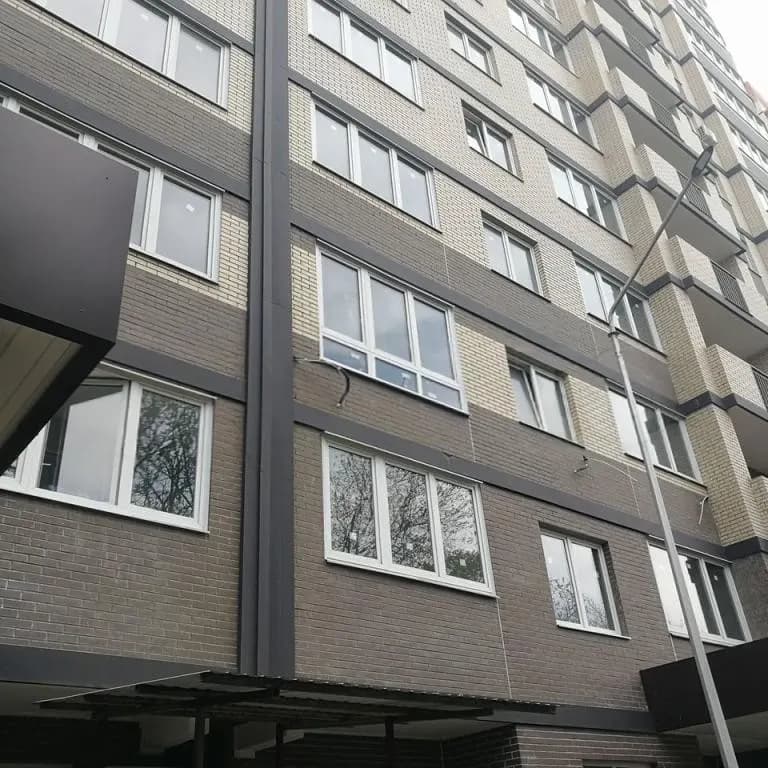 Продается 3-комн. квартира, 81 м² — фото 2