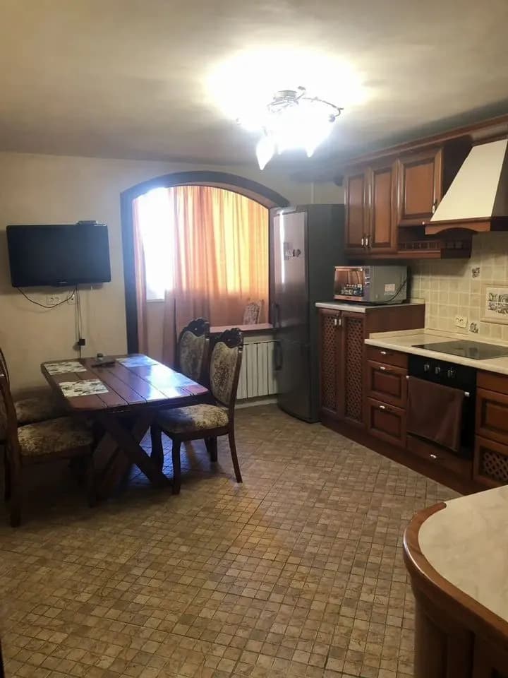 Продается 2-комн. квартира, 68.5 м² — фото 2