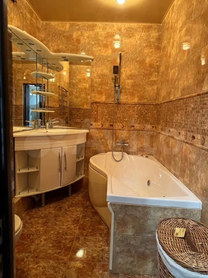 Продается 1-комн. квартира, 45 м² — фото 3