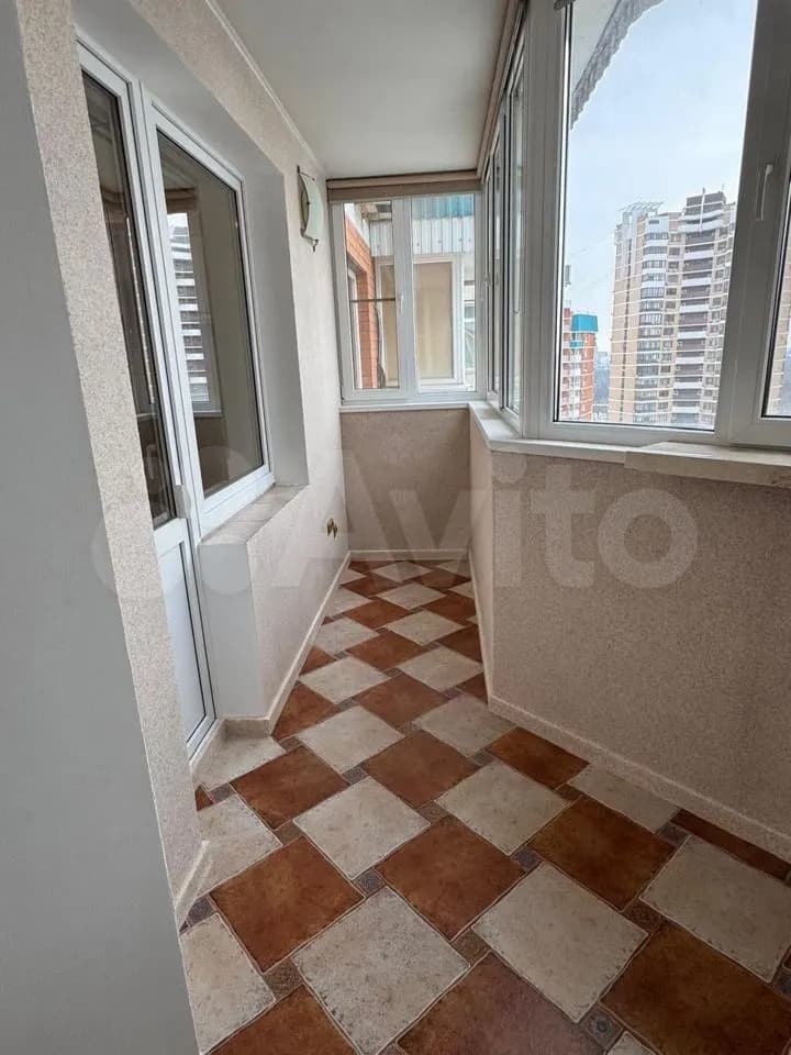 Продается 1-комн. квартира, 45 м² — фото 5
